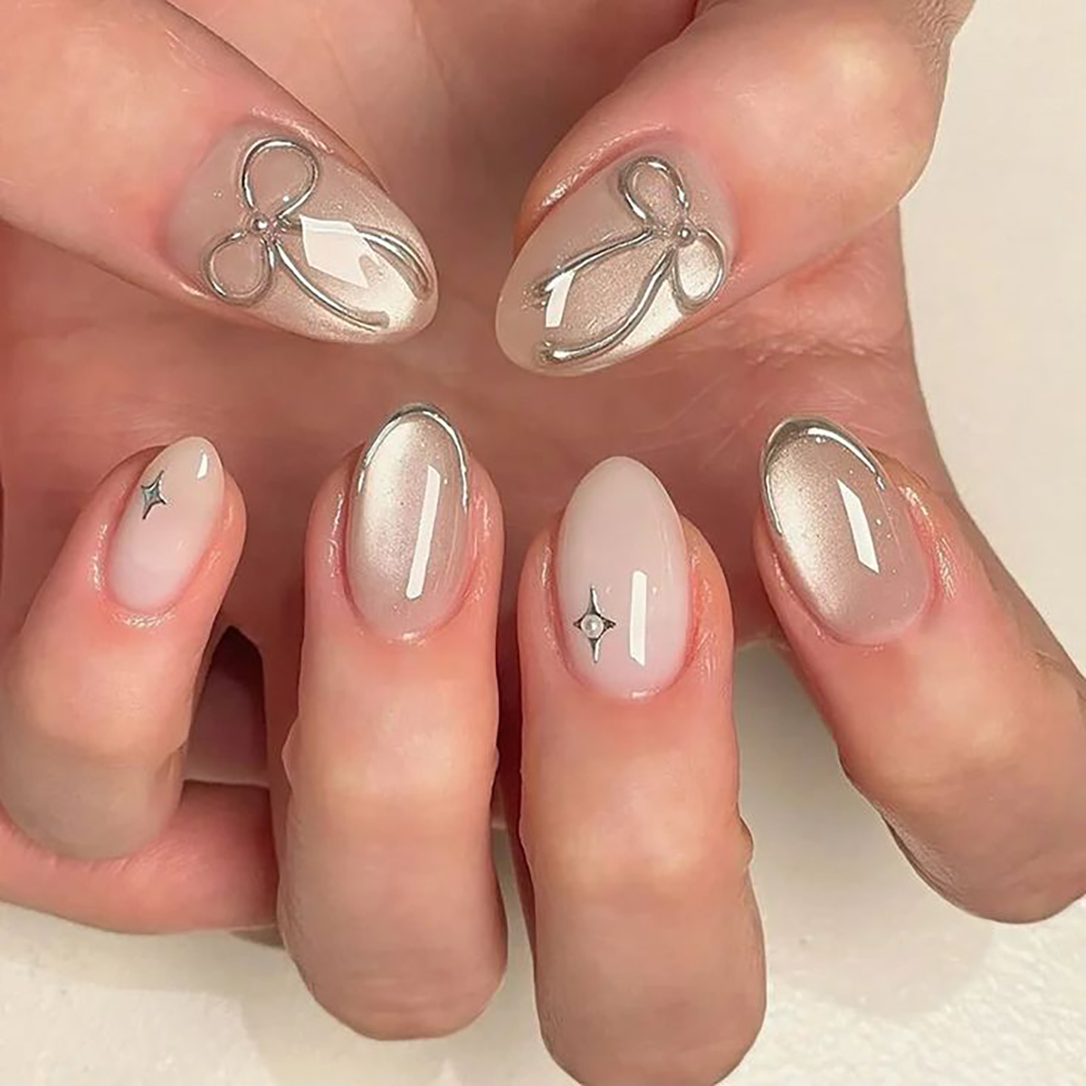 Nail Art Xs - 24개 수제 짧은 원형 프레스온 네일.