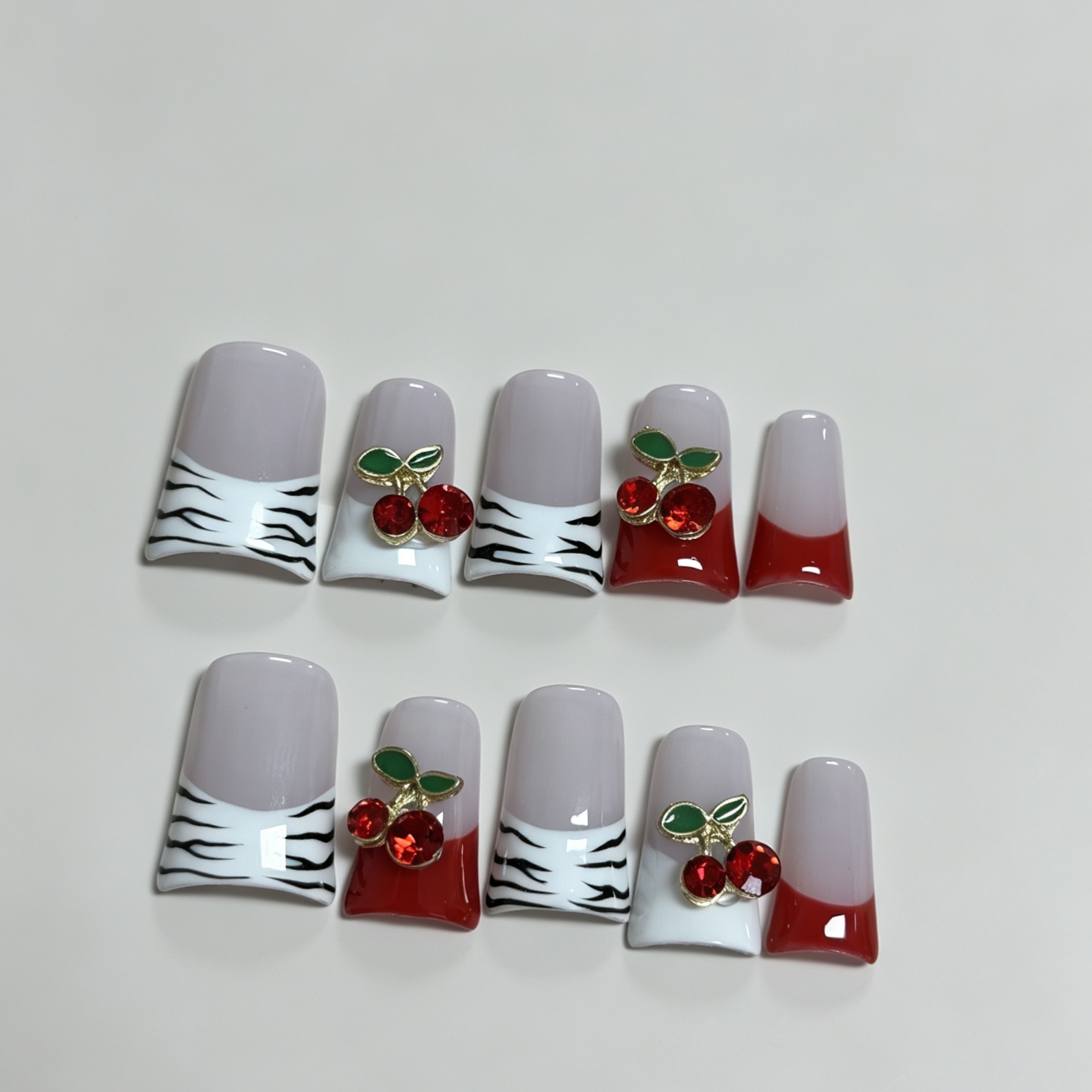 미디움 스퀘어 10개 프렌치 프레스온 네일, 누드 화이 - Nail Art Red 리뷰 및 가격